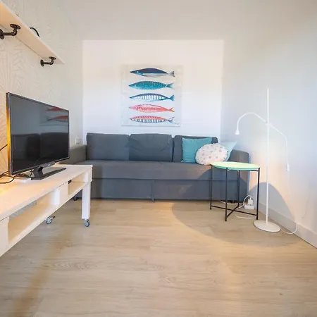 Homeholidaysrentals - Costa Barcelona Apartment